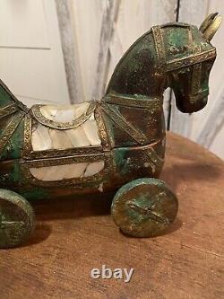 Statuette de cheval en bois vintage avec boîte à tika en laiton et bronze sculptée à la main 8'