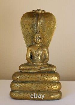 Superbe Statue De Bouddha En Laiton Ceylan, Gem Inclaid Naga Vintage Milieu 20ème C Inde