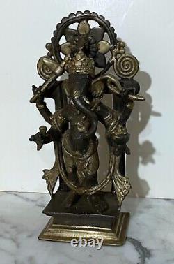 Superbe statue indienne hindoue en bronze et en laiton du dieu Ganesha d'époque vintage.