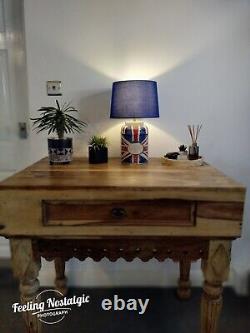 Table console en bois sculpté indien vintage et antique