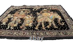 Tapisserie murale / tapis en travail de souche indienne vintage avec howdah d'éléphant brodé de sequins de 122cm