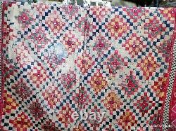 Tenture murale antique en broderie textile Dharanio Inde Saurashtra Gujarat