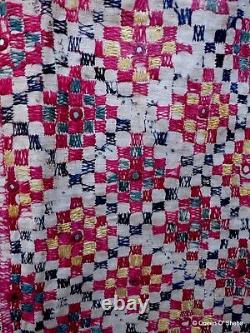 Tenture murale antique en broderie textile Dharanio Inde Saurashtra Gujarat