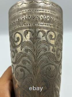 Verre/Tasse en laiton antique fait main vintage indien pour la décoration intérieure