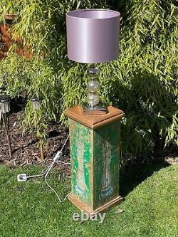 Vieille Affiche En Bois Indien Plinth Ideal Plant Lamp Stand Vert Peint À La Main