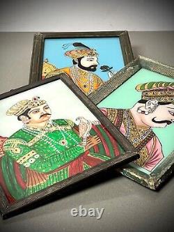 Vieille Peinture En Verre Inversé Indien. Maharajah Adorné Avec De La Soie Fine Et Des Bijoux