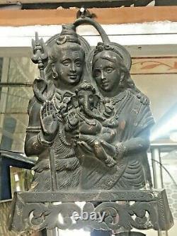 Vieux Vieux Shiva Parvati Ganesha Dieu De La Famille De Mur Suspendu En Laiton Statue