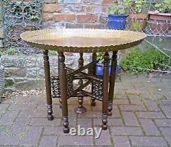 Vintage Anglo Indien Table Carved Standlarge Standlarge Brass Tray Top 68cm Dia