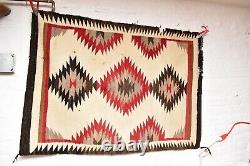 Vtg Navajo Rug Native Américaine Indienne Tissage Textile Antique 45x32 Eye Dazzler